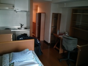 Zimmer vom Balkon aus